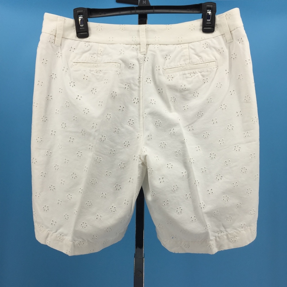 Liz Claiborne Floral Embroidered Sloane Shorts - Picture 5 of 7